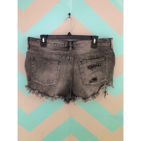 We The Free Free People High Rise Denim Shorts 30 /10 Button Fly Distressed Raw - Picture 8 of 14